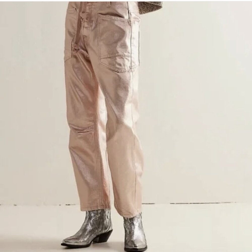 💥We The Free Low Slung Metallic Moxie Barrel Jean💥